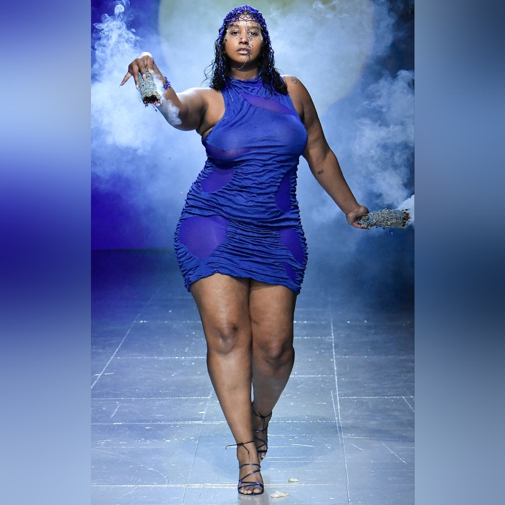 CrochetbyNetta is LIVE! Plus Size show 7/20 @ 6:15pm est - Picture 2 of 5